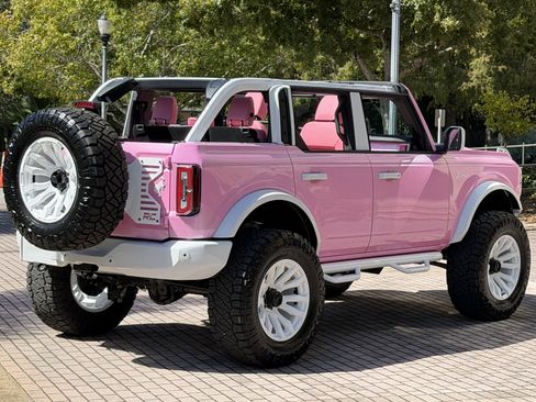 Used 2025 Ford Bronco Outer Banks AWD/4WD image 35