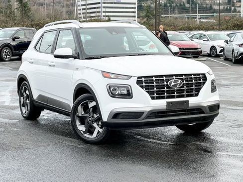 Certified 2022 Hyundai Venue SEL image 1