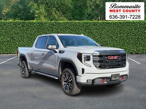 Used 2024 GMC Sierra 1500 AT4 w/ Technology Package AWD/4WD image 1