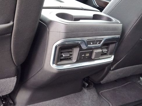Used 2020 GMC Sierra 1500 SLT RWD image 31