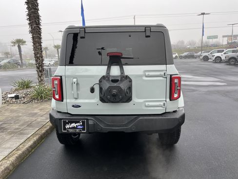 Used 2022 Ford Bronco Outer Banks image 4