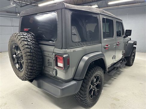 Used 2021 Jeep Wrangler Unlimited Sport image 7