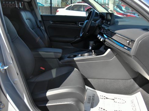 Used 2024 Honda Civic EX-L image 43