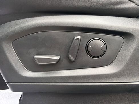 Used 2022 Ford Explorer Platinum w/ Equipment Group 601A image 20