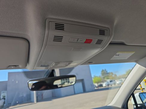 Certified 2023 Volkswagen Tiguan S image 31