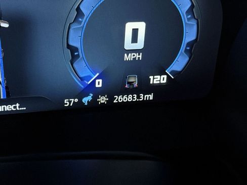 Used 2025 Ford Bronco Outer Banks image 13