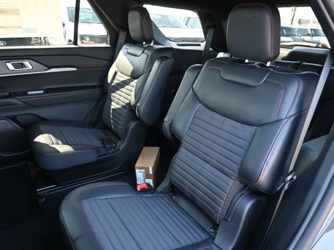 New 2026 Ford Explorer ST-Line w/ ST-Line Street Pack RWD image 34