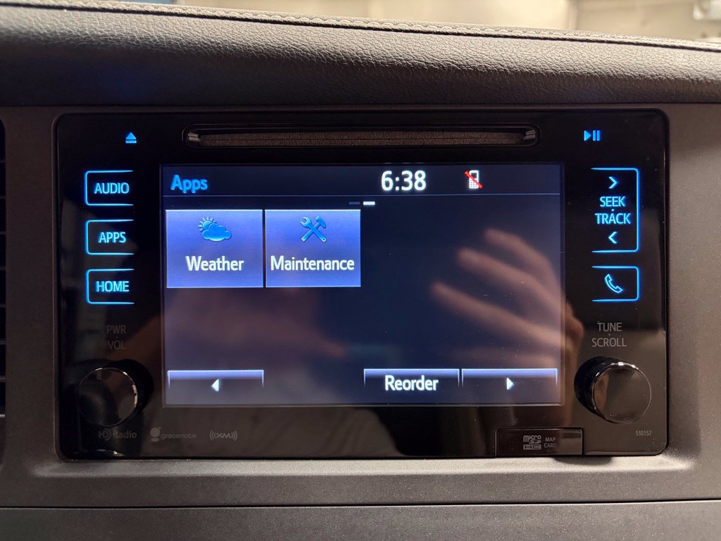 Used 2016 Toyota Sienna XLE w/ XLE Navigation Package FWD image 22