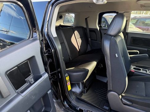 Used 2013 Toyota FJ Cruiser 4WD w/ Upgrade Pkg image 12