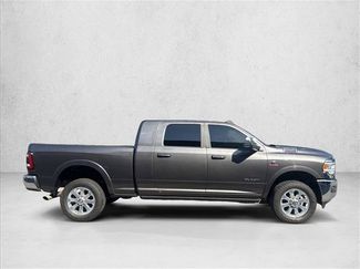 Used 2022 RAM 2500 Laramie AWD/4WD video 4