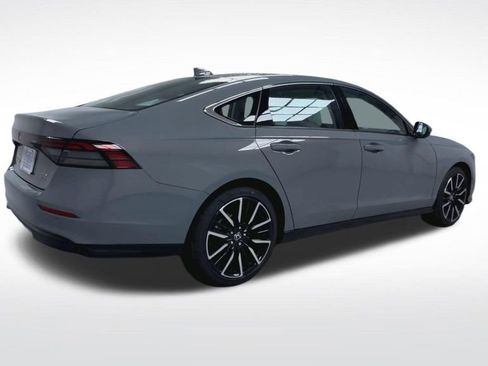 New 2026 Honda Accord Touring image 8