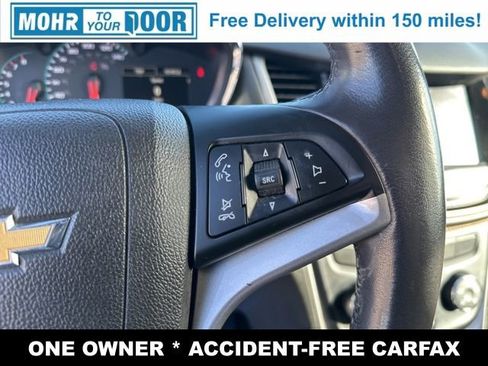 Used 2020 Chevrolet Trax LT w/ Redline Edition image 14