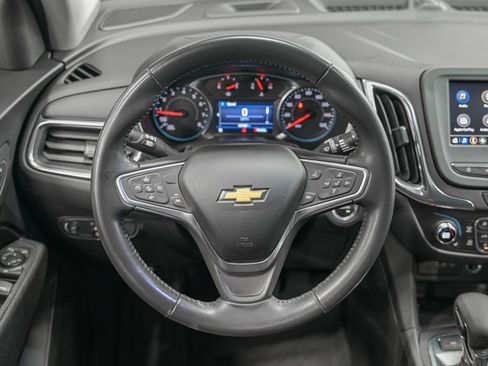 Used 2024 Chevrolet Equinox LT AWD/4WD image 17
