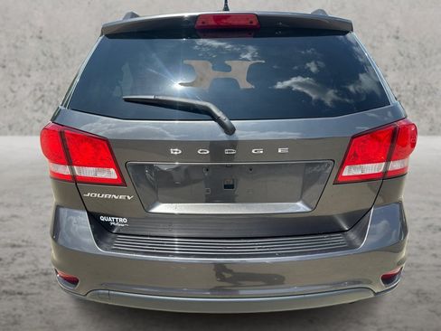 Used 2019 Dodge Journey SE w/ Connectivity Group FWD image 14