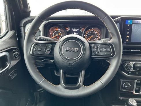 Used 2024 Jeep Wrangler Sport S image 22