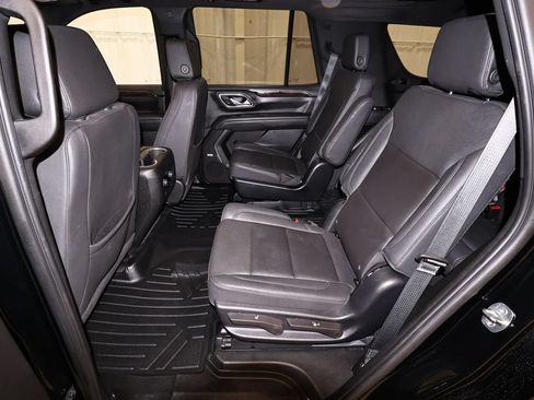 Used 2023 Chevrolet Tahoe Z71 w/ Luxury Package AWD/4WD image 15