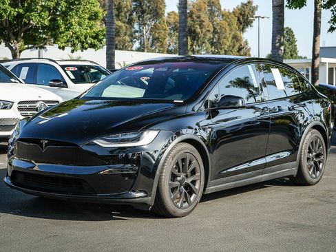 Used 2023 Tesla Model X AWD/4WD image 3