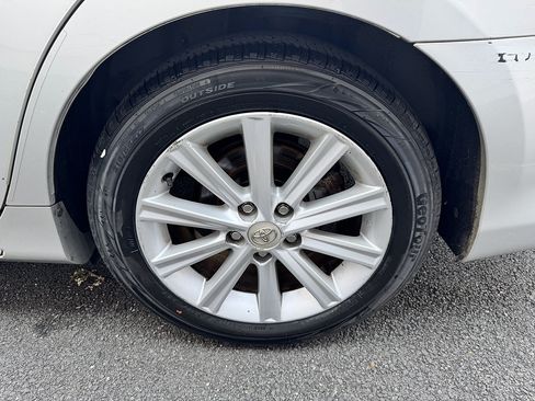 Used 2014 Toyota Camry XLE FWD image 20