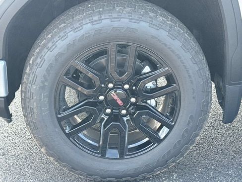 New 2026 GMC Sierra 1500 Elevation w/ Elevation Select Package AWD/4WD image 11