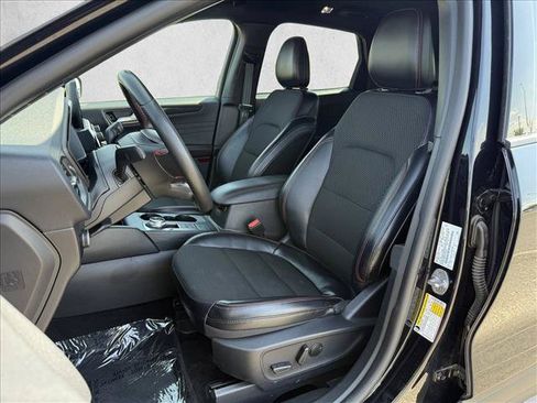 Used 2025 Ford Escape ST-Line FWD image 11