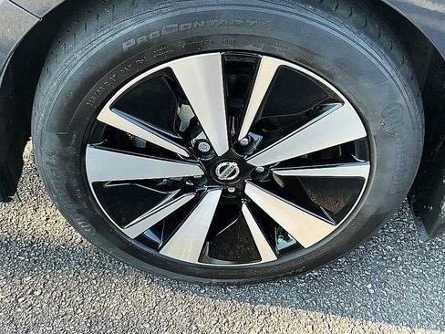 Certified 2022 Nissan Altima 2.5 SV FWD image 10