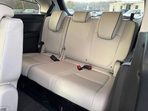 Used 2025 Honda Odyssey Touring image 9