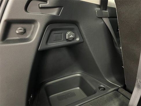 New 2025 Honda Pilot EX-L image 32