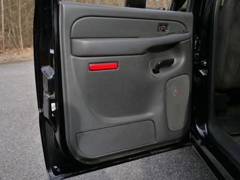 Used 2007 Chevrolet Silverado 3500 LT w/ Heavy-Duty Power Package image 21