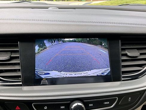 Used 2019 Buick Regal Preferred w/ Sights and Sounds Package image 15