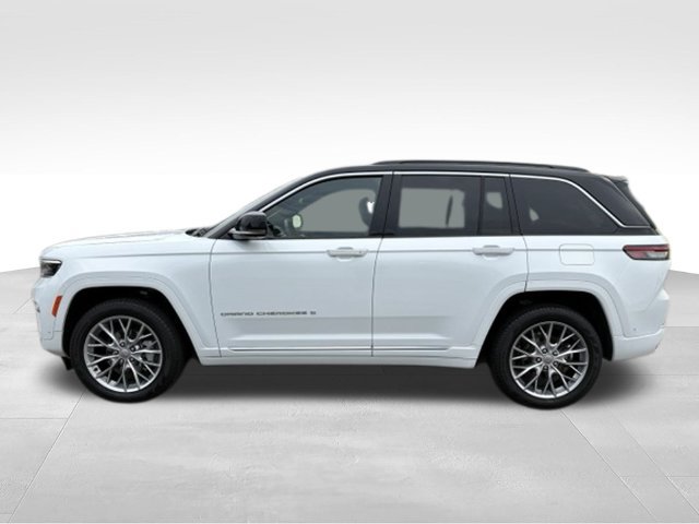 Used 2025 Jeep Grand Cherokee Summit AWD/4WD image 13