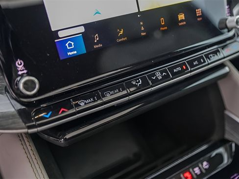 Used 2022 Jeep Wagoneer Series III w/ Premium Group I image 21