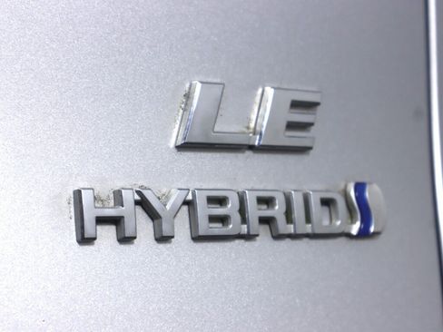 Used 2021 Toyota RAV4 LE AWD/4WD image 35