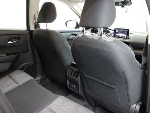 Certified 2026 Nissan Rogue SV FWD image 20