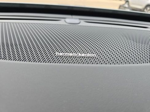 New 2026 Volvo XC90 B6 Plus w/ Protection Package Premier image 37