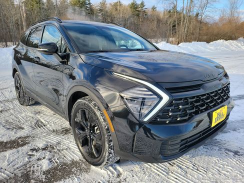 Used 2025 Kia Sportage X-Line image 3