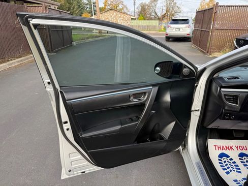 Used 2016 Toyota Corolla S Special Edition image 9