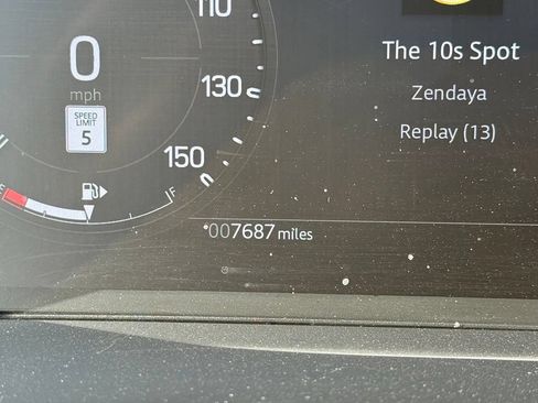 Used 2026 Land Rover Defender 110 S AWD/4WD image 31