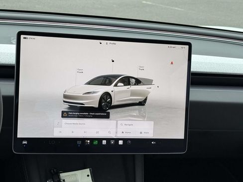 Used 2025 Tesla Model 3 Long Range AWD/4WD image 10