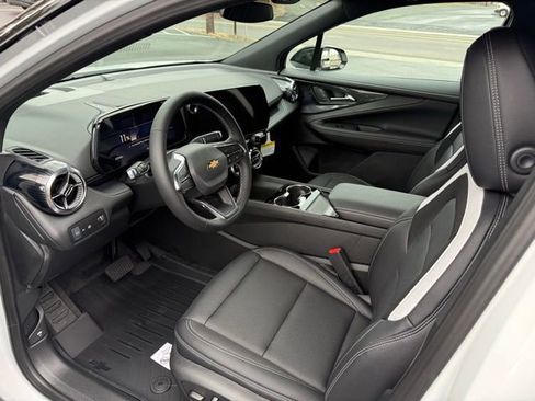 New 2026 Chevrolet Blazer EV LT FWD image 13