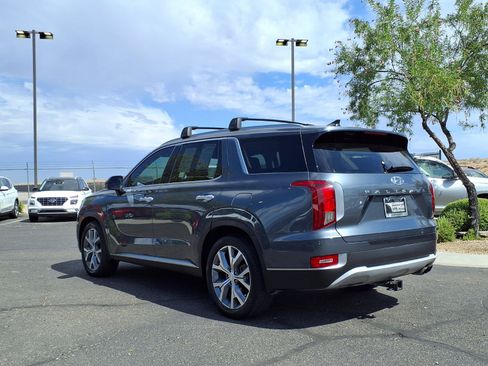 Used 2021 Hyundai Palisade SEL w/ Premium Package FWD image 4