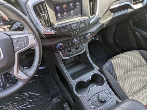 Used 2023 GMC Terrain SLE w/ Driver Convenience Package AWD/4WD image 21