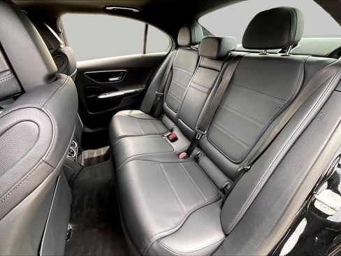 Used 2025 Mercedes-Benz C 300 Sedan image 18