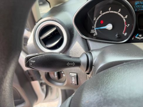 Used 2018 Ford Fiesta SE FWD image 30