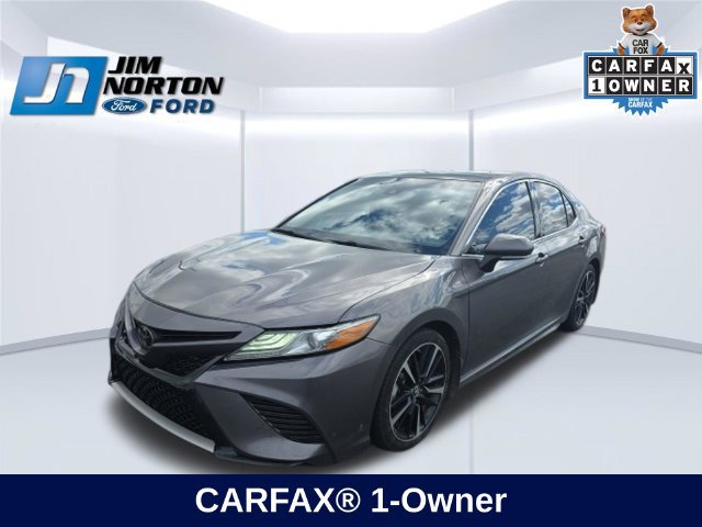 Used 2019 Toyota Camry XSE FWD image 4