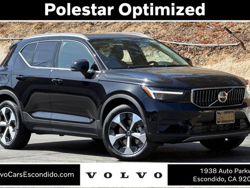 New 2025 Volvo XC40 B5 Core w/ Protection Package Premier image 1