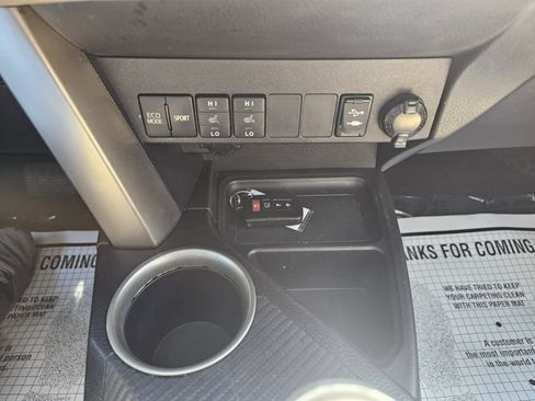 Used 2014 Toyota RAV4 Limited w/ Technology Package AWD/4WD image 23