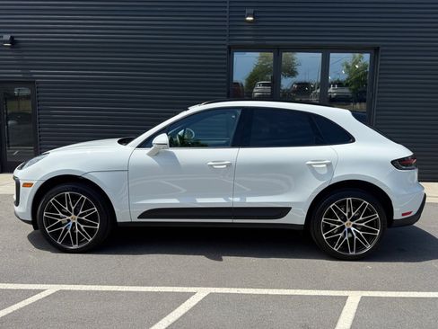 Certified 2026 Porsche Macan Turbo AWD/4WD image 2
