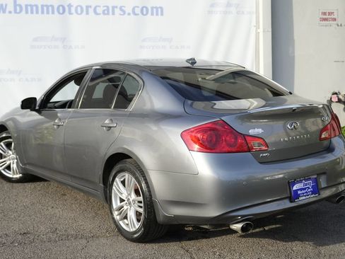 Used 2015 INFINITI Q40 AWD w/ Navigation Package image 4