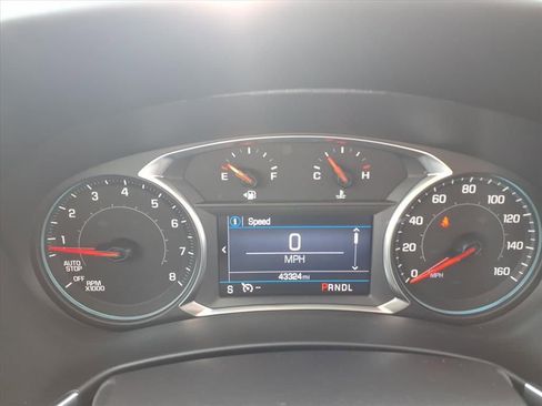 Used 2022 Chevrolet Equinox LT image 25