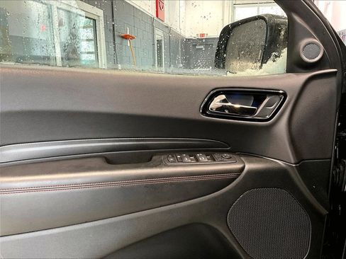 Used 2024 Dodge Durango GT image 11